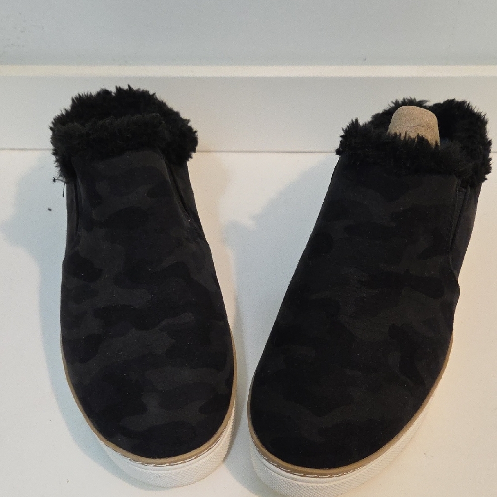 Dr. Scholl's Black Fuzzy Slip-On Shoes